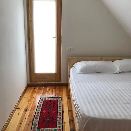 Red Goat 호스텔 *