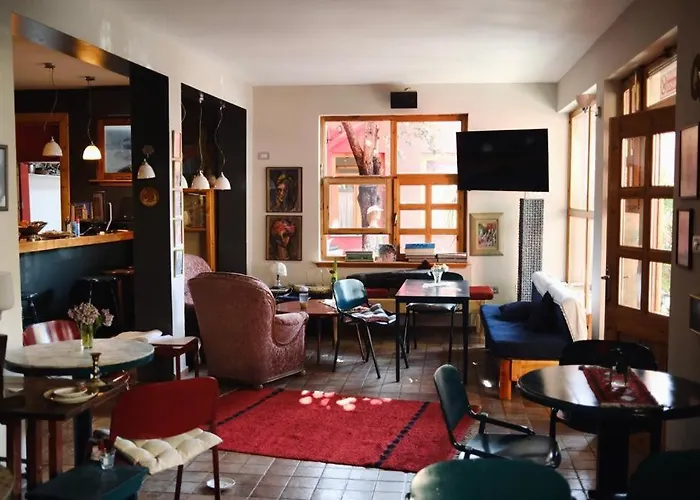 Hostel Red Goat Tirana